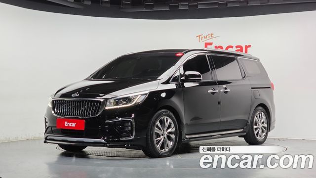 Kia Canival 2019 — photo 1