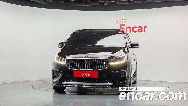 Kia Canival 2019 — photo 3