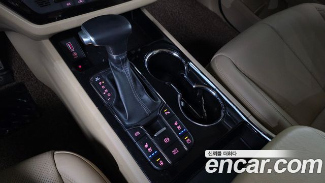 Kia Canival 2019 — photo 9