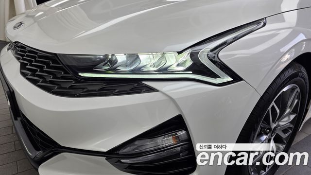 Kia K5 2021 — photo 8