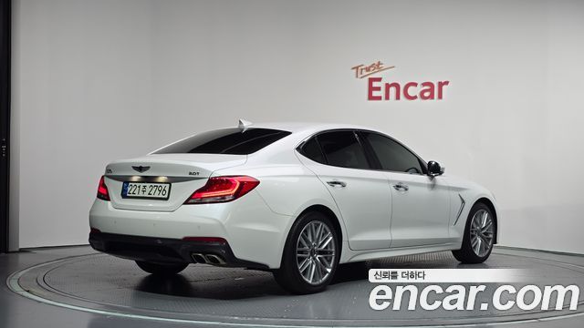 Genesis G70 2019 — photo 2