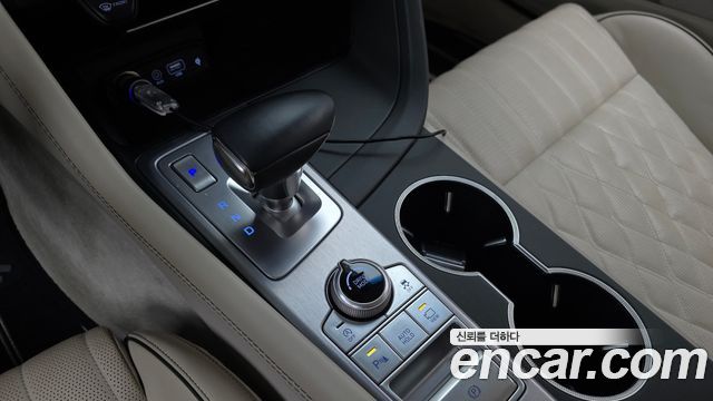 Genesis G70 2019 — photo 12
