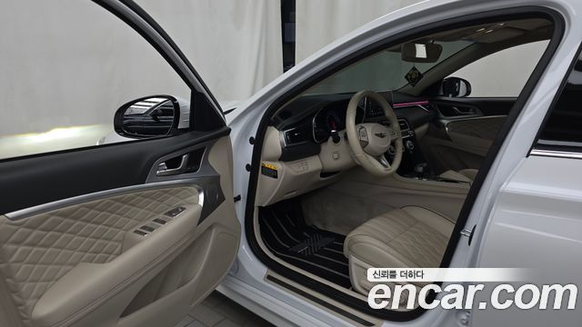 Genesis G70 2019 — photo 13