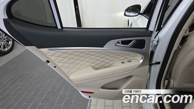 Genesis G70 2019 — photo 15