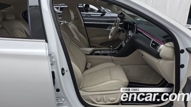 Genesis G70 2019 — photo 16