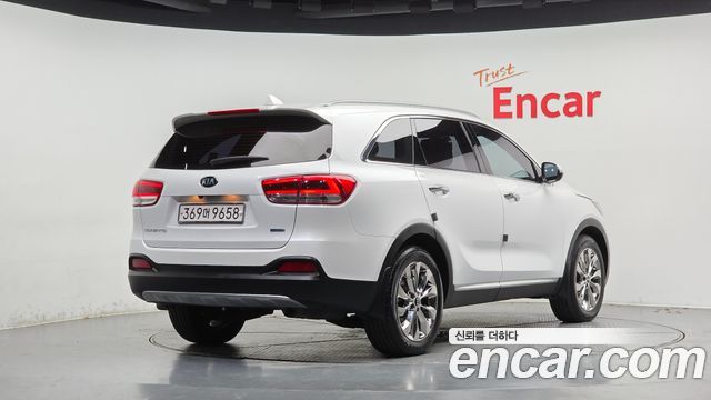 Kia Sorento 2016 — photo 2