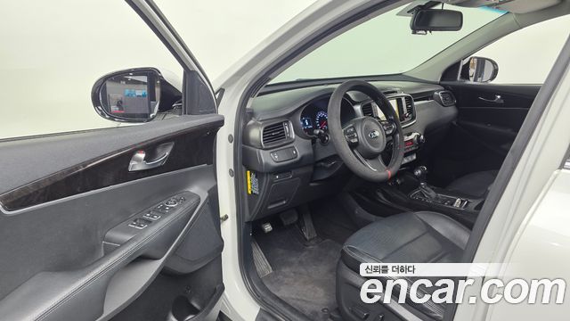 Kia Sorento 2016 — photo 10