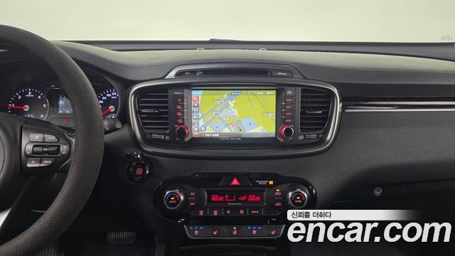Kia Sorento 2016 — photo 14