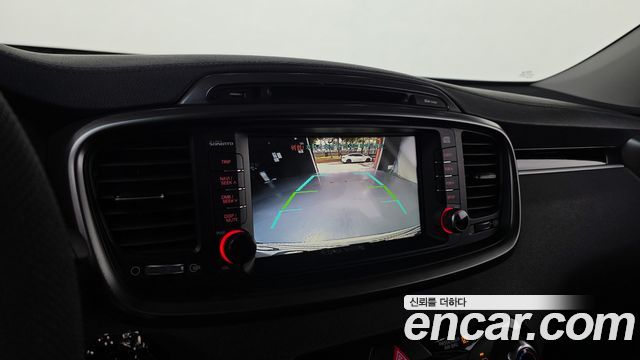 Kia Sorento 2016 — photo 16