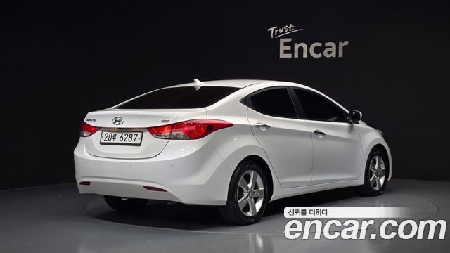 Hyundai AVANTE 2013 — photo 2