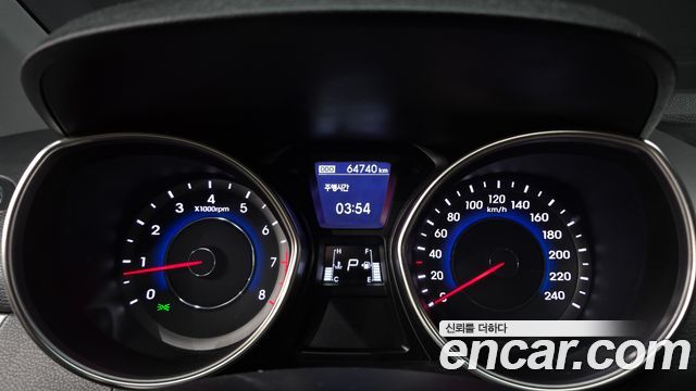 Hyundai AVANTE 2013 — photo 11