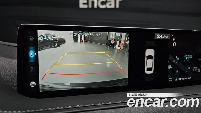 Genesis G80 2022 — photo 21