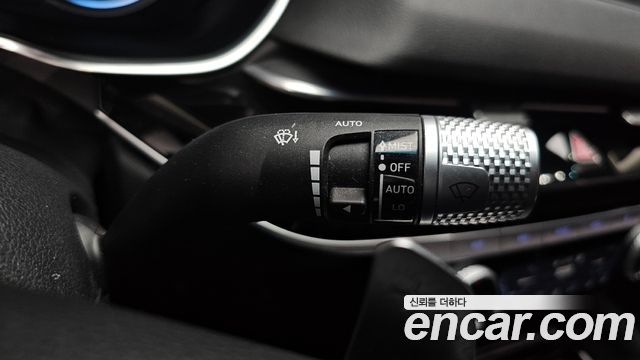 Genesis G80 2022 — photo 24