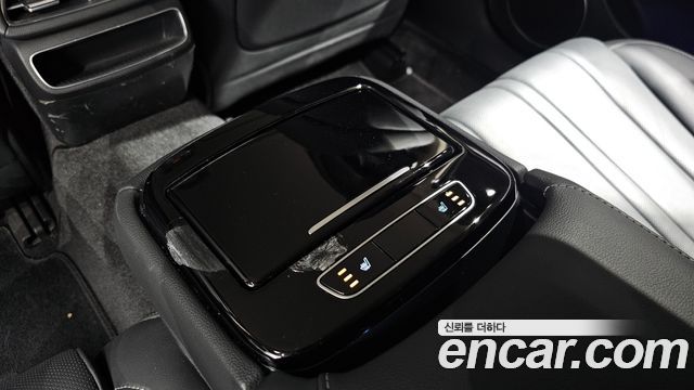 Genesis G80 2022 — photo 25