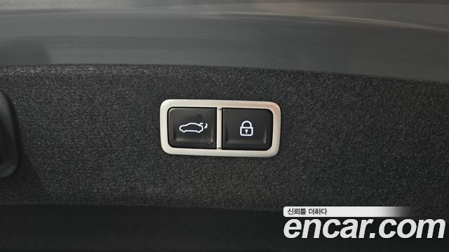 Genesis G80 2022 — photo 26