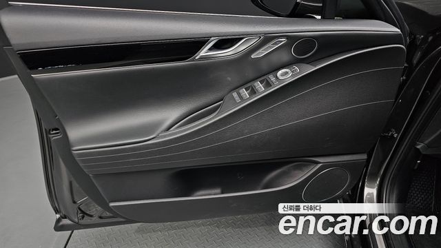 Genesis G80 2022 — photo 14
