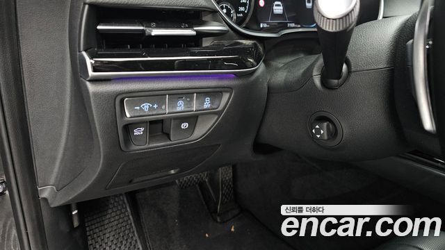 Genesis G80 2022 — photo 28