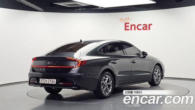 Hyundai Sonata 2022 — photo 2