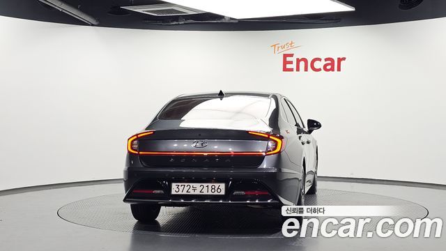 Hyundai Sonata 2022 — photo 4