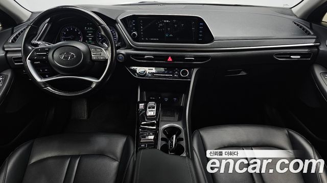 Hyundai Sonata 2022 — photo 10