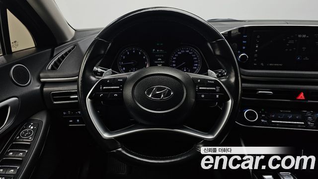 Hyundai Sonata 2022 — photo 19