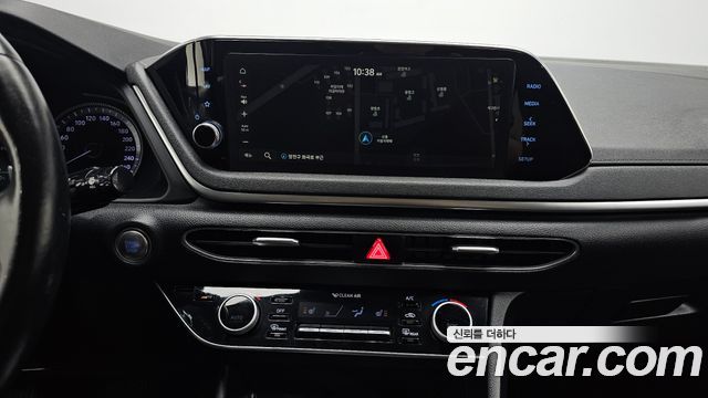 Hyundai Sonata 2022 — photo 20