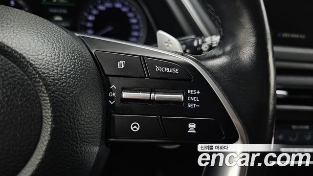Hyundai Sonata 2022 — photo 31
