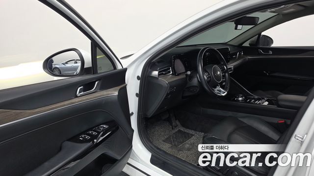 Kia K5 2020 — photo 13