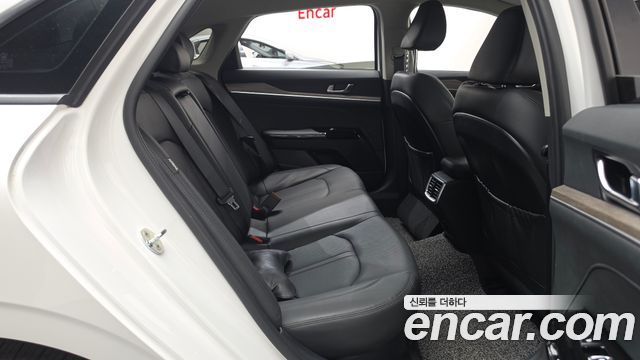 Kia K5 2020 — photo 17