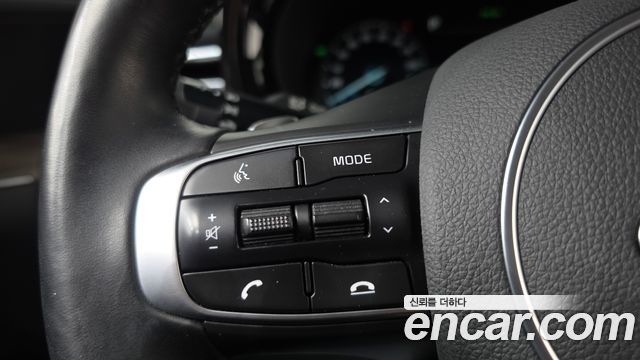 Kia K5 2020 — photo 22