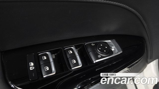 Kia K5 2020 — photo 25