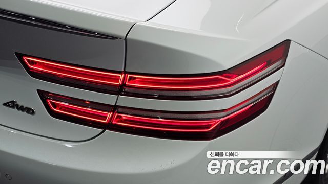 Genesis G80 2021 — photo 9