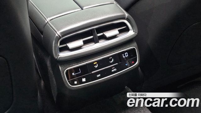 Genesis G80 2021 — photo 32