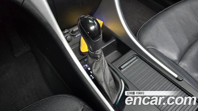 Hyundai Sonata 2012 — photo 12
