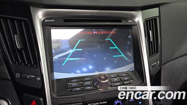 Hyundai Sonata 2012 — photo 21