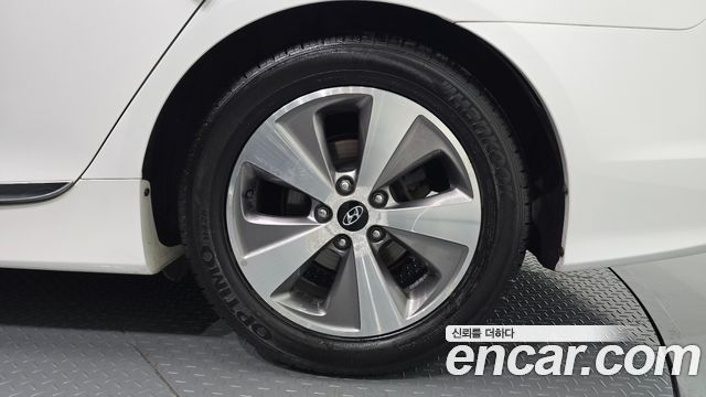 Hyundai Sonata 2012 — photo 7