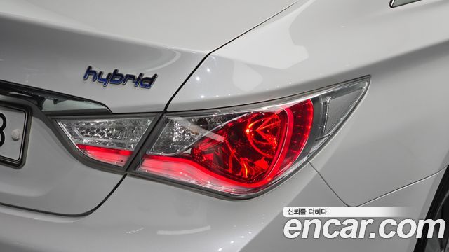Hyundai Sonata 2012 — photo 9