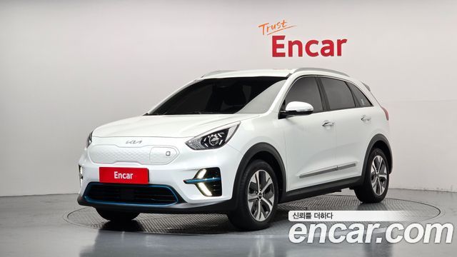 Kia Niro 2022 — photo 1