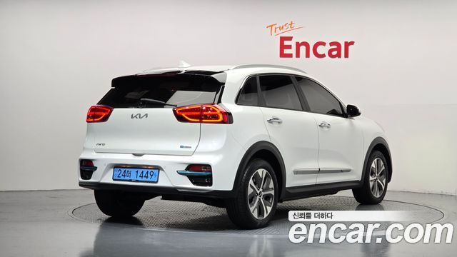 Kia Niro 2022 — photo 2