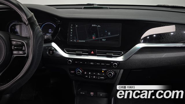 Kia Niro 2022 — photo 13