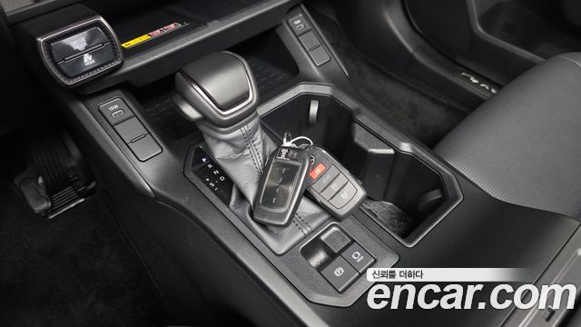 Toyota RAV4 2026 — photo 9
