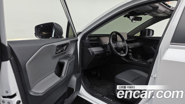 Toyota RAV4 2026 — photo 10