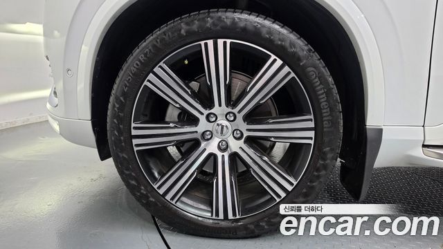 Volvo XC90 2023 — photo 5