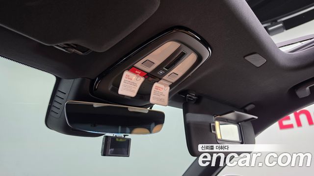 Volvo XC90 2023 — photo 32