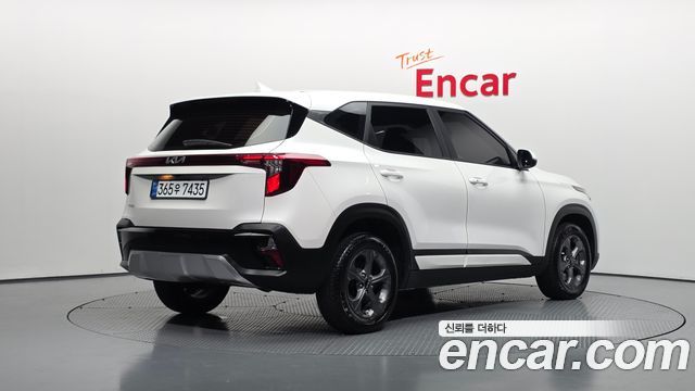 Kia Seltos 2023 — photo 2
