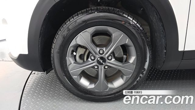 Kia Seltos 2023 — photo 5
