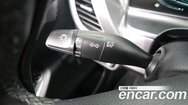 Kia Seltos 2023 — photo 25