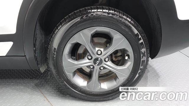 Kia Seltos 2023 — photo 7