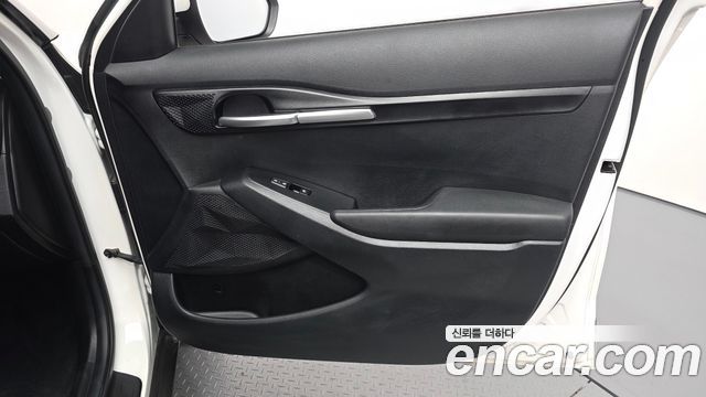 Kia Seltos 2023 — photo 14
