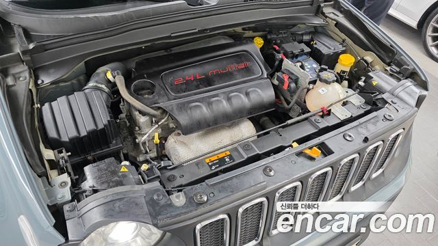 Jeep Renegade 2017 — photo 6